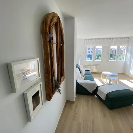 Apartment Completamente Reformado En El Casco Antiguo Con Vistas Al Rio Balaguer