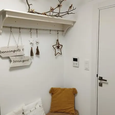 Apartment Completamente Reformado En El Casco Antiguo Con Vistas Al Rio *