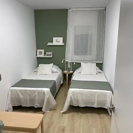 Apartment Completamente Reformado En El Casco Antiguo Con Vistas Al Rio Balaguer